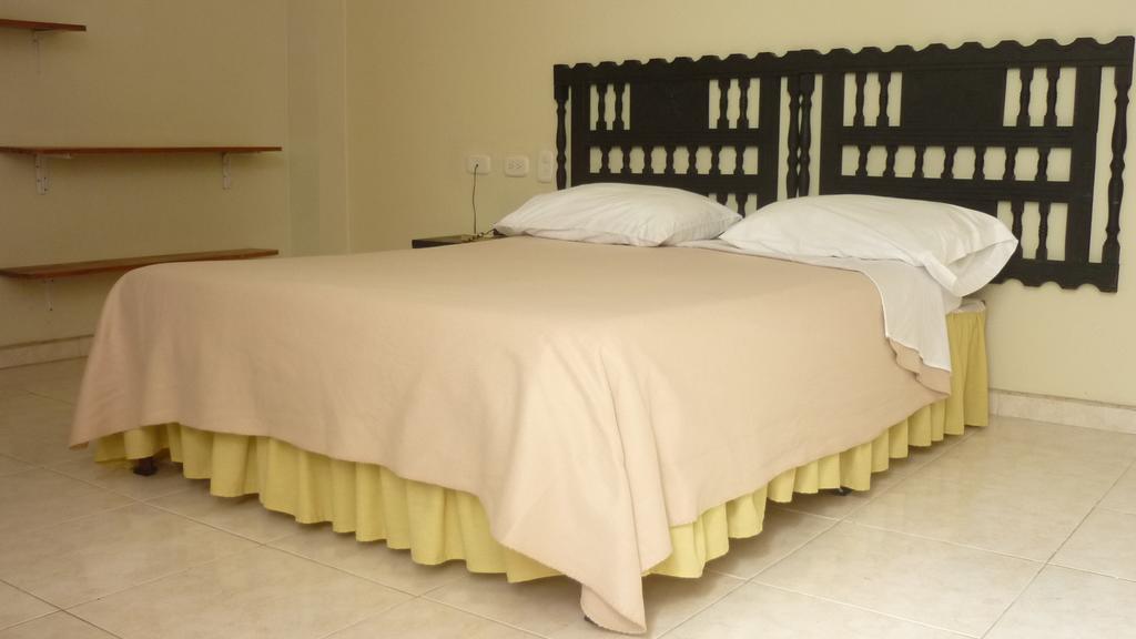 Hotel Calamo Plaza Pitalito Chambre photo