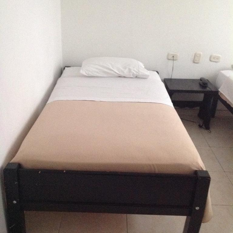 Hotel Calamo Plaza Pitalito Chambre photo