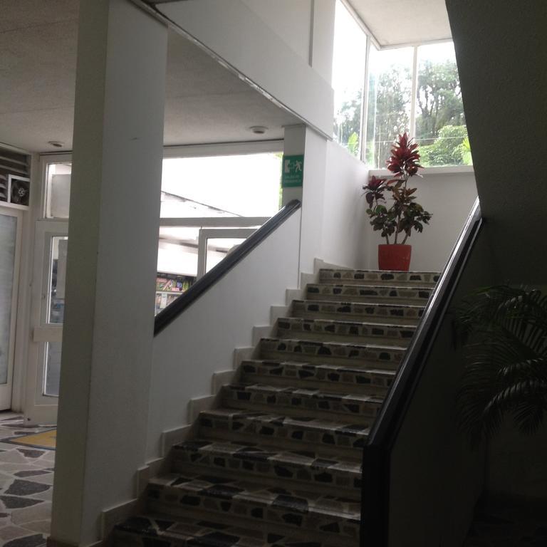 Hotel Calamo Plaza Pitalito Extérieur photo